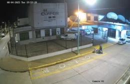 Roban moto frente a la CLYFER