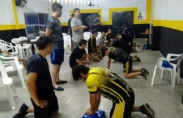 Bomberos brindaron prácticas de capacitación en RCP y primeros auxilios en el Club Atlético El Huracán