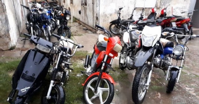 El Municipio gestiona un programa para compactar autos y motos que permanecen secuestrados