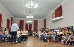 La educadora Silvana Corso brindó una charla que sacudió almas y corazones