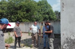 Trabajos en las escuelas de Carabelas