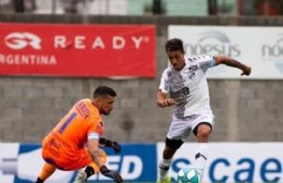 El rojense Matías Tissera fue titular en el triunfo de Platense