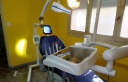 Mejoras en el CAPS de Carabelas: instalaron un sillón odontológico