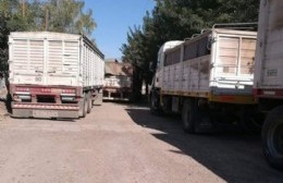 Reclamos en Barrio Unión: calle utilizada como playa de estacionamiento