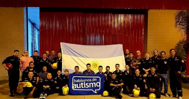 Día Mundial de Concienciación sobre el Autismo: Nuestros Bomberos Voluntarios lo tienen presente