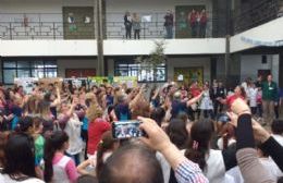 El debut de los chicos rojenses del programa Envión en la etapa regional de la Feria de Ciencias