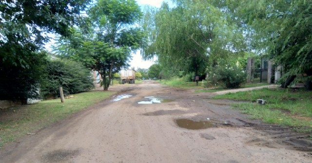 Vecinos de calle Guardia Nacional, cansados de las promesas de un funcionario municipal