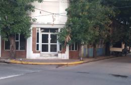 Club Rivadavia: la Comisión desaloja a conserje y se hace cargo de su reapertura