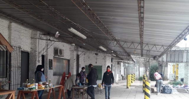 El jardín de infantes Bichito de Luz entregó bolsones con alimentos