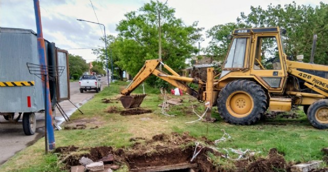 Reparan desagües pluviales en Boulevard Larrea