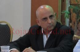 Se presentó el libro sobre la golpiza de Francisco De Narváez al periodista rojense Mario Casalongue