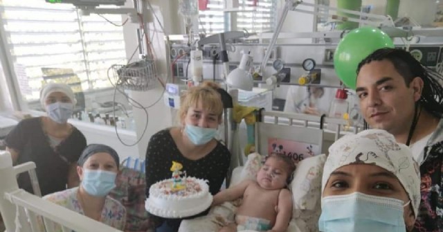 El bebé rojense Mirko Moya celebró su cumple en el Hospital de Niños de La Plata