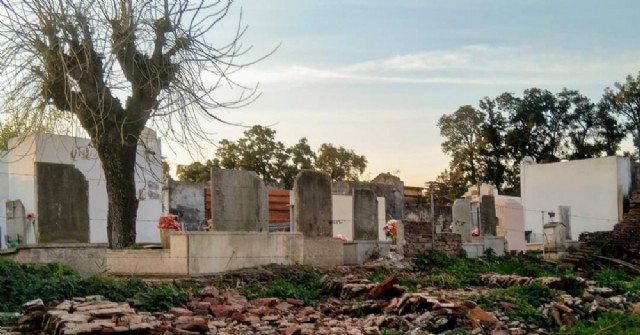 Inminente comienzo de la reconstrucción de una pared lateral del Cementerio