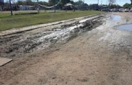 Se agravó el mal estado de la calle Diego Trillo