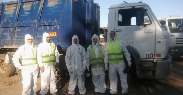 Los recolectores de residuos recibieron equipamiento de protección para su salud