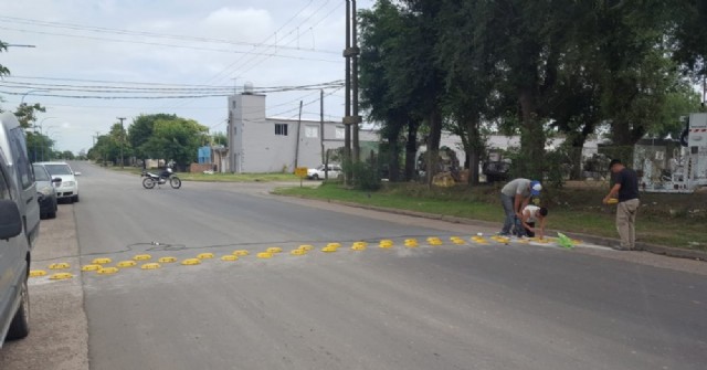 Instalan reductores de velocidad en la Avenida Fuerte Federación