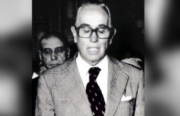Olmar Norberto Peretti asume como intendente de Rojas en los comienzos del Proceso
