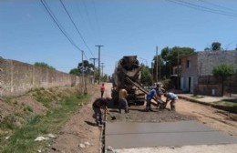 Se avanza en la pavimentación de calle Liniers