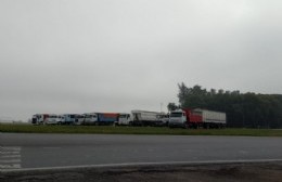 En Rojas hubo adhesión al paro de camioneros