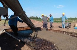 Parte final de la obra de construcción de la nueva alcantarilla en Roberto Cano