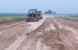 Trabajos en caminos, antes de las lluvias