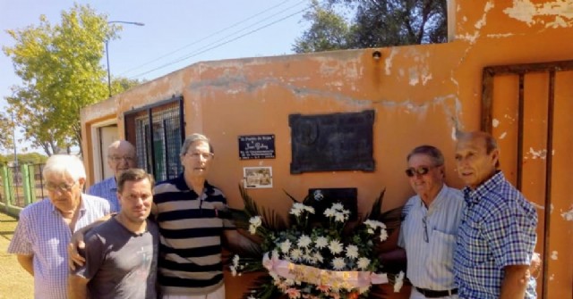 Recordaron en Rojas al corredor de autos Juan Gálvez