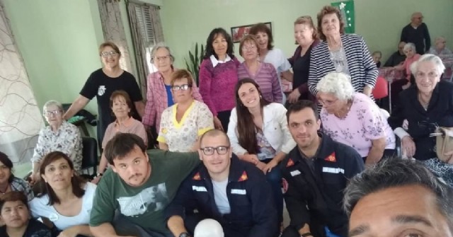 Bomberos Voluntarios brindaron una charla en el Hogar Madre Teresa de Calcuta