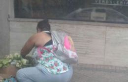 Acción Social crea una nueva fuente de trabajo: La revisión de la basura para buscar alimentos