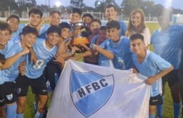Argentino campeón sub-15 y Hughes sub-13