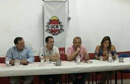 Vignali no se toma vacaciones: En enero, política partidaria