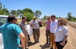 Carabelas: Bouvier visitó a los vecinos, recorrió CAPS y obras
