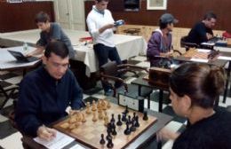 Germán Fernández ganó el torneo aniversario del Centro Español