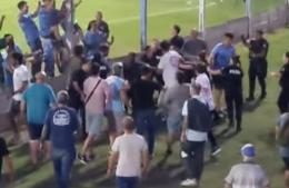 Argentino le ganaba a Juventud de Pergamino cuando los hinchas visitantes provocaron serios incidentes