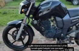 Robo de moto en Rafael Obligado