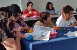 Comenzó “Tejiendo Calma”: un espacio para aprender, crear y compartir