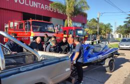 Buscan intensamente a la pareja que cayó al agua