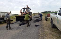 Trabajos de bacheo en Los Indios